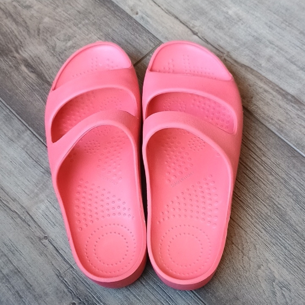 O bag Coral Slide Sandals - Picture 10 of 10